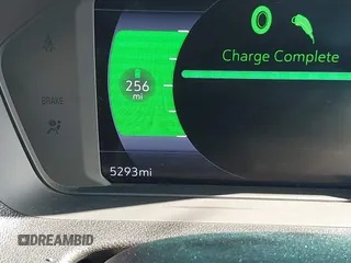 2023 Chevrolet Bolt EV 2LT z VIN 1G1FX6S05P4201698, wystawiony jako IAAI lot #41999199 z przebiegiem 5293 mil mil oraz . Historia ofert i sprzedaży dostępna na DreamBid. Obrazek 15.