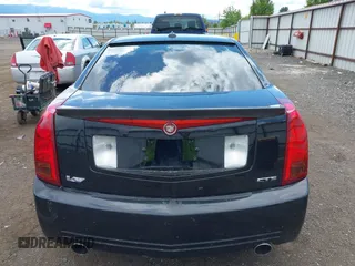 2004 Cadillac CTS-V z VIN 1G6DN57S240161160, wystawiony jako IAAI lot #42251504 z przebiegiem 160 126 mil mil oraz . Historia ofert i sprzedaży dostępna na DreamBid. Obrazek 17.