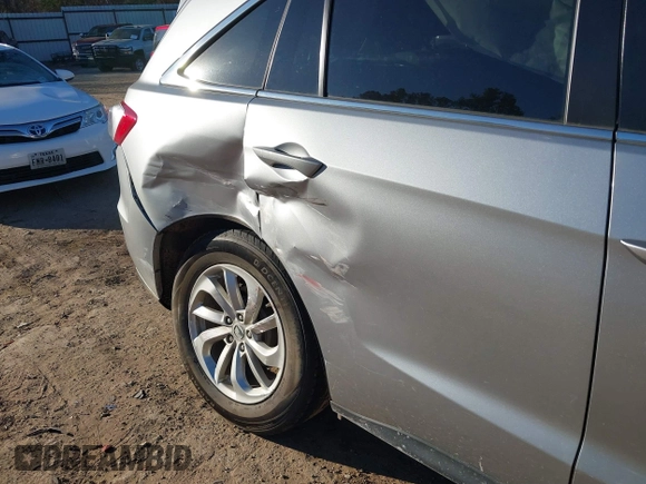 2017 Acura RDX w/Technology Pkg with VIN 5J8TB3H50HL014744, listed as a IAAI auction lot 41359392 with 97,297 mi miles. Bid and sale history available at carsss.com. Image 6.