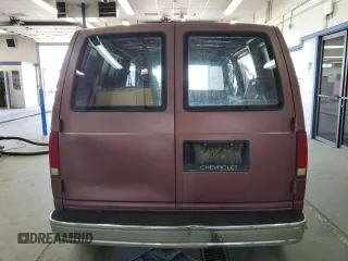 1985 Chevrolet Astro z VIN 1GCDM15N6FB158114, wystawiony jako Copart lot #58625295 z przebiegiem 97 643 mil mil oraz Czysty tytuł • Clean title. Historia ofert i sprzedaży dostępna na DreamBid. Obrazek 6.