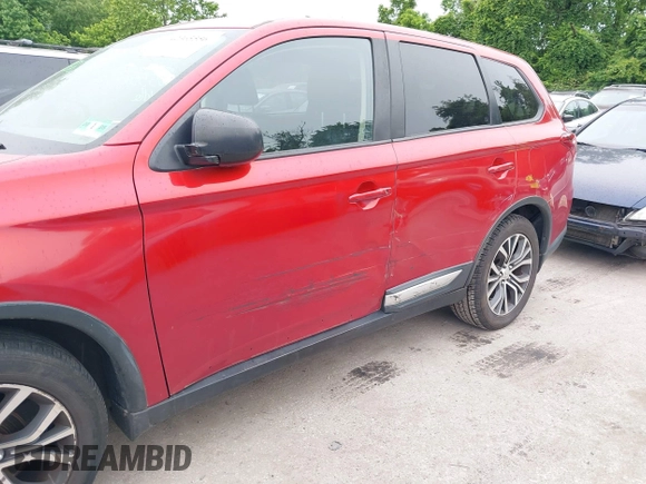 2018 Mitsubishi Outlander ES z VIN JA4AZ3A35JZ019378, wystawiony jako IAAI lot #42365556 z przebiegiem 98 449 mil mil oraz . Historia ofert i sprzedaży dostępna na DreamBid. Obrazek 6.