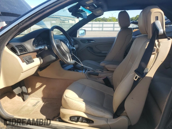 2004 BMW 3 Series 325Ci with VIN WBABW33404PL30710, listed as a Copart auction lot 70912584 with 164,976 mi miles and Clean Title. Bid and sale history available at carsss.com. Image 7.