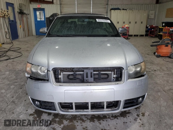 2005 Audi S4 z VIN WUARL48H85K901986, wystawiony jako Copart lot #89376205 z przebiegiem 125 614 mil mil oraz Czysty tytuł • Clean title. Historia ofert i sprzedaży dostępna na DreamBid. Obrazek 5.