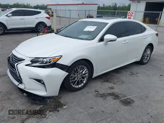 2018 Lexus ES 300h z VIN JTHBW1GG1J2188211, wystawiony jako IAAI lot #42401626 z przebiegiem 37 083 mil mil oraz . Historia ofert i sprzedaży dostępna na DreamBid. Obrazek 2.
