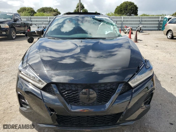 2023 Nissan Maxima SR with VIN 1N4AA6EV3PC513170, listed as a Copart auction lot 78633004 with 6,231 mi miles and Salvage Title. Bid and sale history available at carsss.com. Image 5.