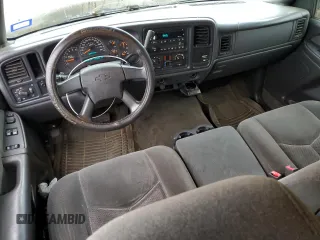 2003 Chevrolet Silverado 1500 LS with VIN 1GCEC19T23E314224, listed as a Copart auction lot 44704185 with 195,422 mi miles and Salvage Title. Bid and sale history available at DreamBid. Image 8.