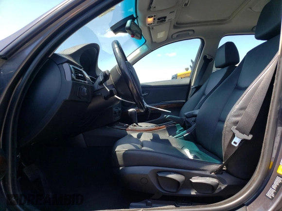 2006 BMW 3 Series 325i with VIN WBAVB13516KX49624, listed as a Copart auction lot 63456804 with 189,764 mi miles and Salvage Title. Bid and sale history available at DreamBid. Image 7.