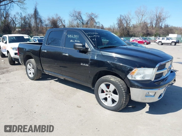 2009 Dodge 1500 Laramie z VIN 1D3HV13T09S758249, wystawiony jako IAAI lot #41923451 z przebiegiem 238 116 mil mil oraz . Historia ofert i sprzedaży dostępna na DreamBid. Obrazek 1.