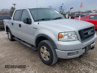 2005 Ford F-150 XLT with VIN 1FTPW14505KC98909, listed as a IAAI auction lot 41905480 with 174,198 mi miles. Bid and sale history available at carsss.com. Image 1.