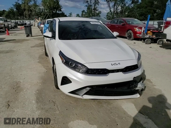 2023 Kia Forte LXS with VIN 3KPF24AD8PE527458, listed as a Copart auction lot 44531555 with 21,142 mi miles and Non Repairable. Bid and sale history available at carsss.com. Image 14.