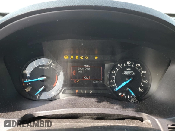 2017 Ford Police Interceptor Utility z VIN 1FM5K8AR7HGE01362, wystawiony jako Copart lot #50712705 z przebiegiem 92 267 mil mil oraz Szkody całkowita. Historia ofert i sprzedaży dostępna na DreamBid. Obrazek 9.