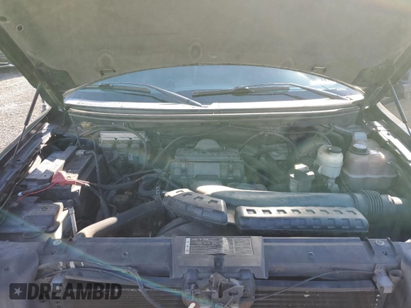 2008 Ford F-150 XLT with VIN 1FTPX14V18FB99414, listed as a Copart auction lot 52783195 with 198,050 mi miles and Clean Title. Bid and sale history available at carsss.com. Image 11.
