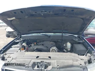 2007 Chevrolet Tahoe LTZ with VIN 1GNFC13J17R171865, listed as a IAAI auction lot 42472292 with 189,136 mi miles and . Bid and sale history available at DreamBid. Image 10.
