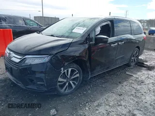 2018 Honda Odyssey Elite with VIN 5FNRL6H96JB079780, listed as a IAAI auction lot 41804787 with 62,861 mi miles. Bid and sale history available at carsss.com. Image 2.