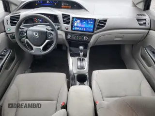 2012 Honda Civic LX z VIN 19XFB2F56CE375020, wystawiony jako Copart lot #61473855 z przebiegiem 172 476 mil mil oraz Szkoda całkowita • Salvage title. Historia ofert i sprzedaży dostępna na DreamBid. Obrazek 8.