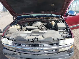 2001 Chevrolet Silverado 1500 LS with VIN 2GCEC19T311199096, listed as a IAAI auction lot 41919758 with 130,632 mi miles. Bid and sale history available at carsss.com. Image 10.