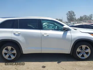2016 Toyota Highlander Limited with VIN 5TDDKRFH8GS329274, listed as a IAAI auction lot 42551665 with 93,293 mi miles and . Bid and sale history available at DreamBid. Image 14.