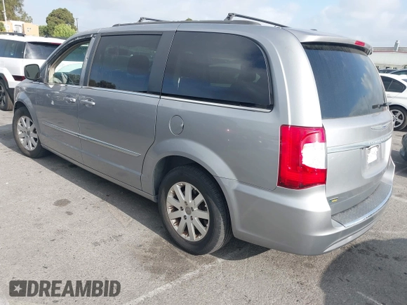 2016 Chrysler Town & Country Touring with VIN 2C4RC1BG0GR173192, listed as a IAAI auction lot 42247573 with 186,187 mi miles and . Bid and sale history available at DreamBid. Image 3.