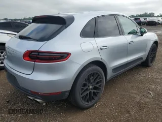 2017 Porsche Macan S with VIN WP1AB2A50HLB10320, listed as a Copart auction lot 66516315 with 121,397 mi miles and Clean title. Bid and sale history available at DreamBid. Image 3.
