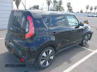 2016 Kia Soul ! with VIN KNDJX3A57G7256620, listed as a IAAI auction lot 41847733 with 124,931 mi miles. Bid and sale history available at carsss.com. Image 4.