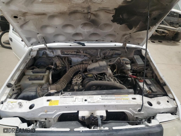 2000 Mazda B-Series 2WD Truck SX with VIN 4F4YR12CXYTM35082, listed as a Copart auction lot 82168854 with 0 mi miles and Salvage Title. Bid and sale history available at carsss.com. Image 11.