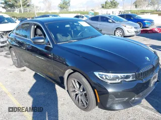 2021 BMW 3 Series 330i with VIN 3MW5R1J08M8B51760, listed as a IAAI auction lot 41605331 with 29,455 mi miles. Bid and sale history available at carsss.com. Image 1.