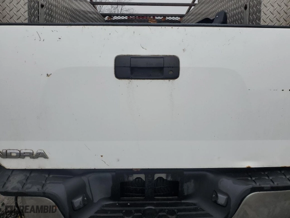2008 Toyota Tundra with VIN 5TFLU521X8X017153, listed as a Copart auction lot 44425765 with 275,542 mi miles and Salvage Title. Bid and sale history available at carsss.com. Image 10.