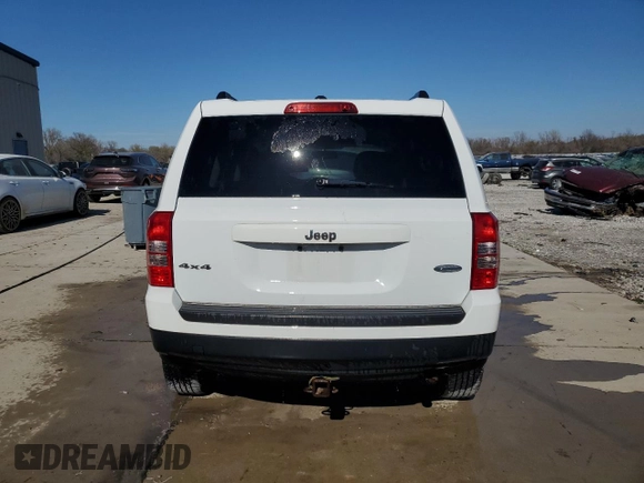 2015 Jeep Patriot High Altitude with VIN 1C4NJRFB5FD169156, listed as a Copart auction lot 50393335 with 122,233 mi miles and Salvage title. Bid and sale history available at DreamBid. Image 6.