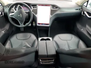 2013 Tesla Model S Performance с VIN 5YJSA1CP6DFP22018, выставлен на аукционе Copart как лот 55681235 с пробегом 86 813 миль миль и Списание • Salvage title. История ставок и продаж доступна на DreamBid. Изображение 8.