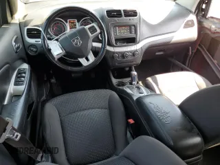 2017 Dodge Journey SXT with VIN 3C4PDCBB5HT701487, listed as a Copart auction lot 58821045 with 118,585 mi miles and Salvage title. Bid and sale history available at DreamBid. Image 8.