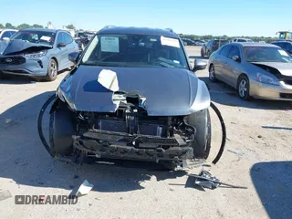 2024 Volkswagen Tiguan SE with VIN 3VV3B7AX9RM001526, listed as a IAAI auction lot 42216575 with 8,548 mi miles and . Bid and sale history available at DreamBid. Image 12.