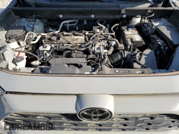 2020 Toyota RAV4 XLE with VIN 2T3W1RFV3LW088881, listed as a Copart auction lot 61539905 with 27,996 mi miles and Clean title. Bid and sale history available at DreamBid. Image 12.