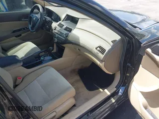 2010 Honda Accord LX z VIN 1HGCP2F37AA023469, wystawiony jako IAAI lot #42218686 z przebiegiem 247 119 mil mil oraz . Historia ofert i sprzedaży dostępna na DreamBid. Obrazek 5.