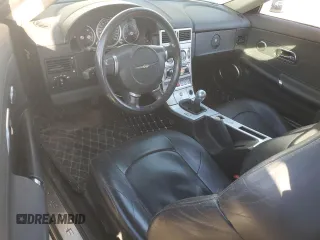 2006 Chrysler Crossfire Limited z VIN 1C3AN65L46X061643, wystawiony jako Copart lot #84632404 z przebiegiem 83 497 mil mil oraz Szkoda całkowita • Salvage title. Historia ofert i sprzedaży dostępna na DreamBid. Obrazek 8.