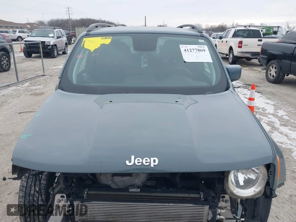 2018 Jeep Renegade Latitude with VIN ZACCJABB6JPJ06962, listed as a IAAI auction lot 41277869 with 87,915 mi miles. Bid and sale history available at carsss.com. Image 13.