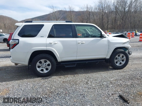 2024 Toyota 4Runner SR5 Premium z VIN JTENU5JR7R6245422, wystawiony jako IAAI lot #41863652 z przebiegiem 12 991 mil mil oraz . Historia ofert i sprzedaży dostępna na DreamBid. Obrazek 13.