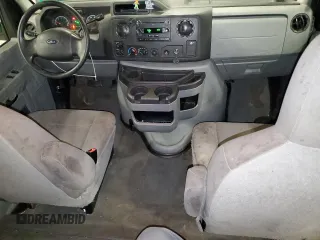 2009 Ford Econoline Passenger XL с VIN 1FBNE31L59DA75112, выставлен на аукционе Copart как лот 58001075 с пробегом 147 492 миль миль и Списание • Salvage title. История ставок и продаж доступна на DreamBid. Изображение 8.