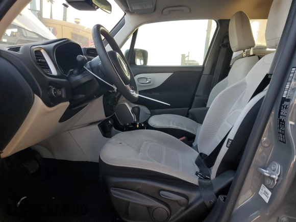 2020 Jeep Renegade Latitude с VIN ZACNJABB6LPM03354, выставлен на аукционе Copart как лот 85270054 с пробегом Не указан миль и Списание • Salvage title. История ставок и продаж доступна на DreamBid. Изображение 7.
