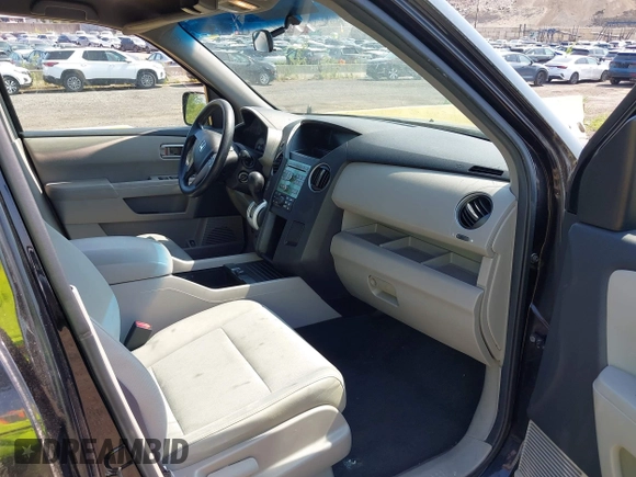 2011 Honda Pilot LX z VIN 5FNYF4H26BB073375, wystawiony jako IAAI lot #42415845 z przebiegiem 213 896 mil mil oraz . Historia ofert i sprzedaży dostępna na DreamBid. Obrazek 5.