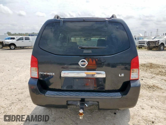 2006 Nissan Pathfinder SE z VIN 5N1AR18U96C680796, wystawiony jako Copart lot #57795685 z przebiegiem 125 977 mil mil oraz Czysty tytuł • Clean title. Historia ofert i sprzedaży dostępna na DreamBid. Obrazek 6.