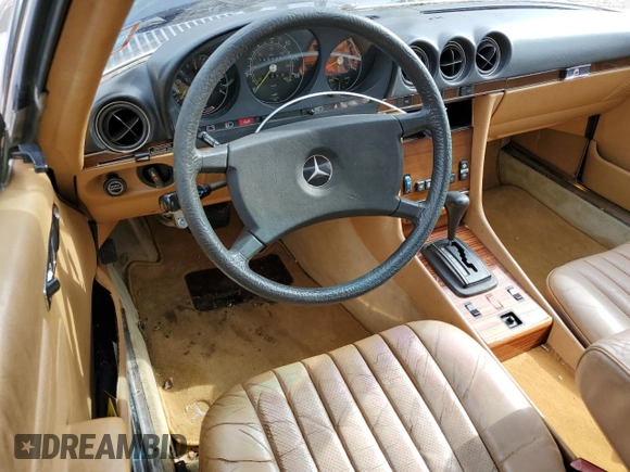 1982 Mercedes-Benz 380 SL z VIN WDBBA45AXCB013425, wystawiony jako Copart lot #74098484 z przebiegiem 145 140 mil mil oraz Szkoda całkowita • Salvage title. Historia ofert i sprzedaży dostępna na DreamBid. Obrazek 8.