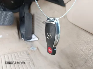 2006 Mercedes-Benz CLS 500 с VIN WDDDJ75X26A062201, выставлен на аукционе IAAI как лот 42121649 с пробегом 153 951 миль миль и . История ставок и продаж доступна на DreamBid. Изображение 11.