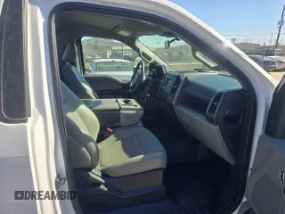 2022 Ford F-350 with VIN 1FDRF3E67NEC97018, listed as a Copart auction lot 41948425 with 60,422 mi miles and Salvage title. Bid and sale history available at DreamBid. Image 5.