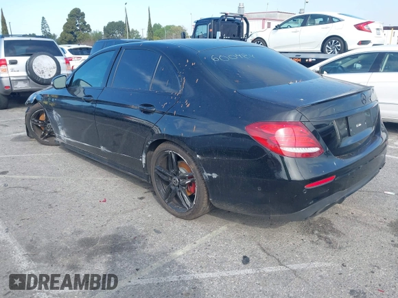 2019 Mercedes-Benz E-Class E 300 with VIN WDDZF4JB0KA600484, listed as a IAAI auction lot 41806241 with 43,038 mi miles. Bid and sale history available at carsss.com. Image 3.