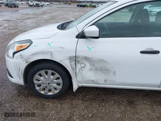 2019 Nissan Versa Sedan SV with VIN 3N1CN7AP1KL809325, listed as a IAAI auction lot 41199329 with 95,726 mi miles. Bid and sale history available at carsss.com. Image 17.