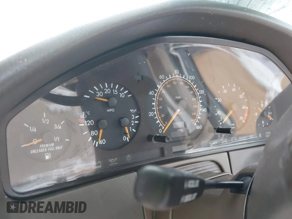 1995 Mercedes-Benz S with VIN WDBGA51E9SA246673, listed as a IAAI auction lot 41319603 with Not Provided miles and . Bid and sale history available at DreamBid. Image 15.
