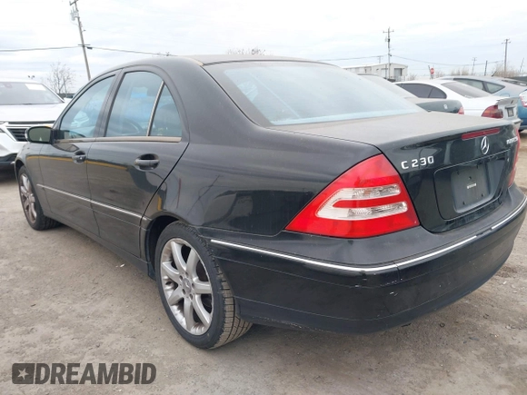 2004 Mercedes-Benz C 230 Kompressor with VIN WDBRF40JX4A567983, listed as a IAAI auction lot 41714599 with 285,832 mi miles and . Bid and sale history available at DreamBid. Image 3.