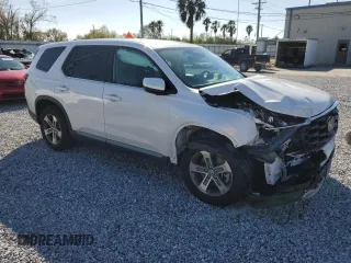 2025 Honda Pilot EX-L with VIN 5FNYG2H41SB007741, listed as a Copart auction lot 45965725 with 11,858 mi miles and Salvage Title. Bid and sale history available at carsss.com. Image 4.