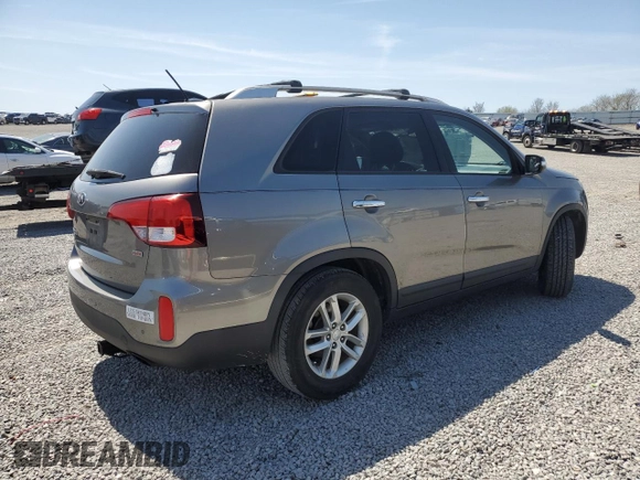 2014 Kia Sorento LX with VIN 5XYKT4A78EG490630, listed as a Copart auction lot 52450005 with 154,116 mi miles and Salvage Title. Bid and sale history available at carsss.com. Image 3.