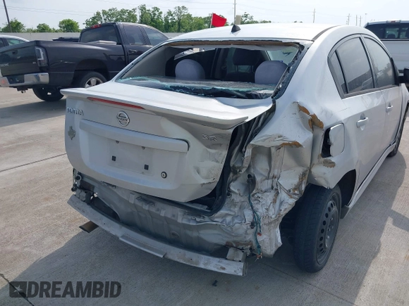 2011 Nissan Sentra SR with VIN 3N1AB6AP4BL628472, listed as a IAAI auction lot 42093036 with 211,725 mi miles and . Bid and sale history available at DreamBid. Image 6.
